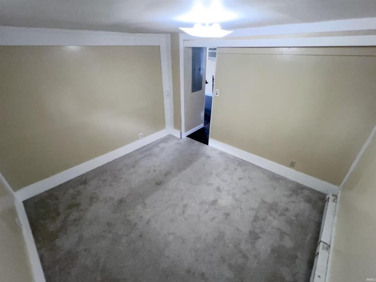 1118B 17th St - Photo 4 of 13