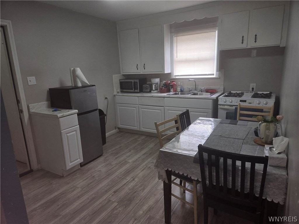 1001 17th St - Photo 4 of 10