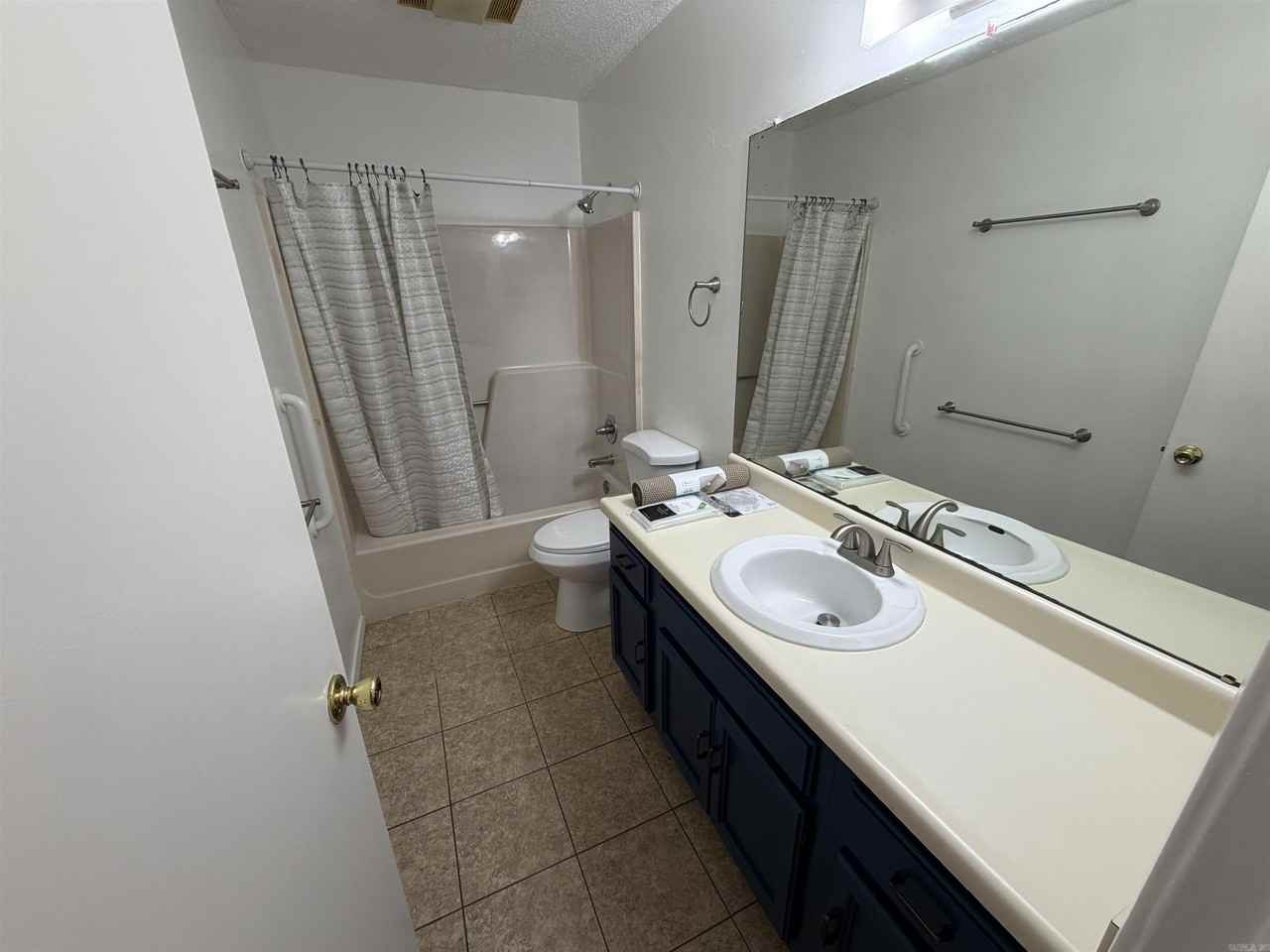 12 Southland Ct - Photo 4 of 10