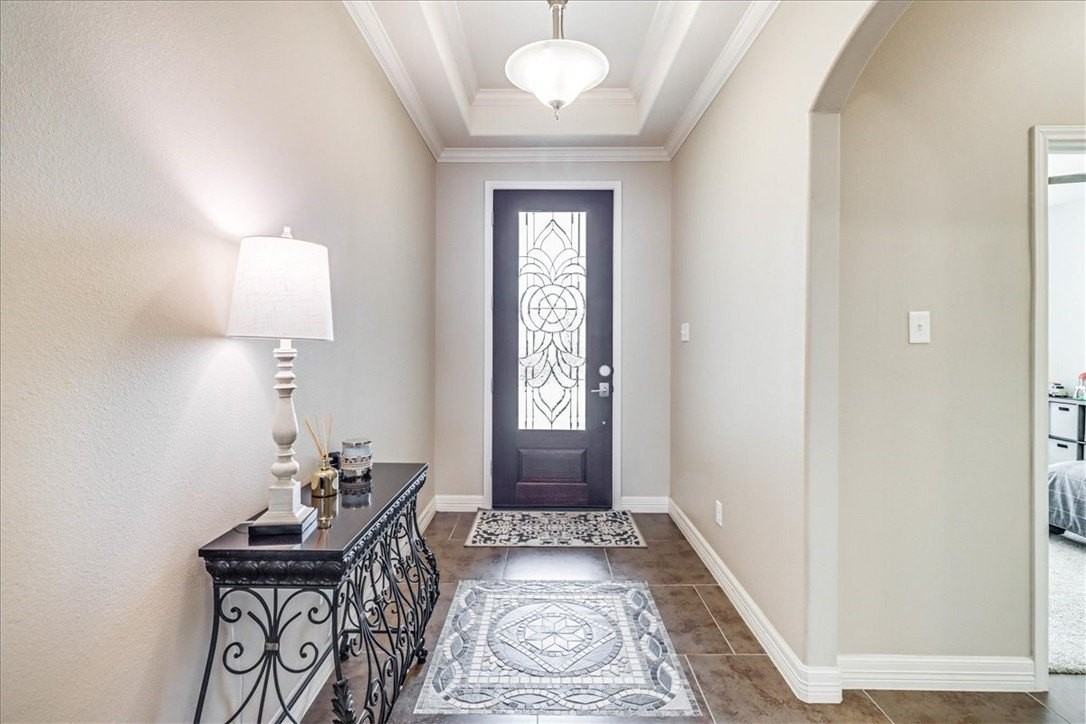 7617 Diamond Dr - Photo 3 of 40