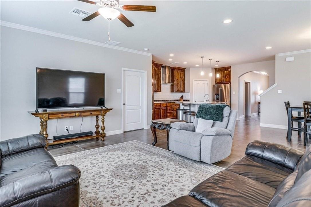 7617 Diamond Dr - Photo 7 of 40