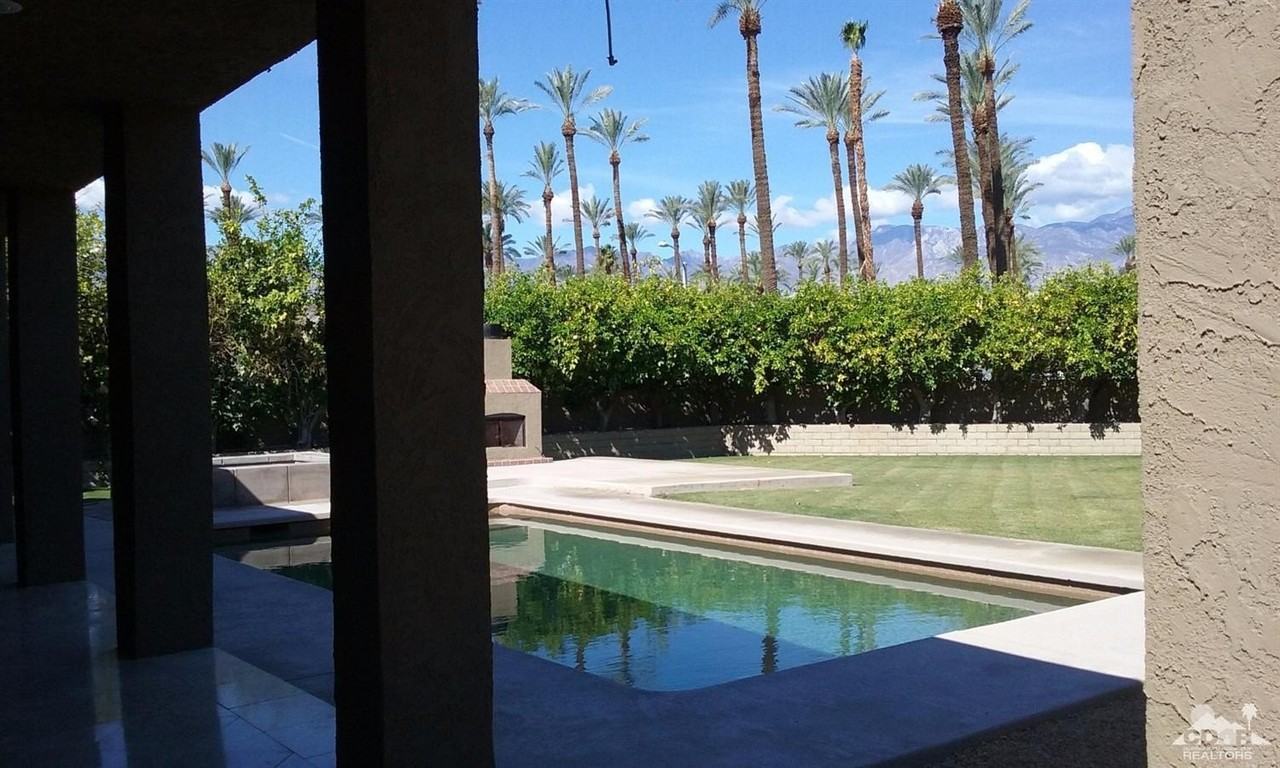 70520 Gardenia Ct - Photo 7 of 50