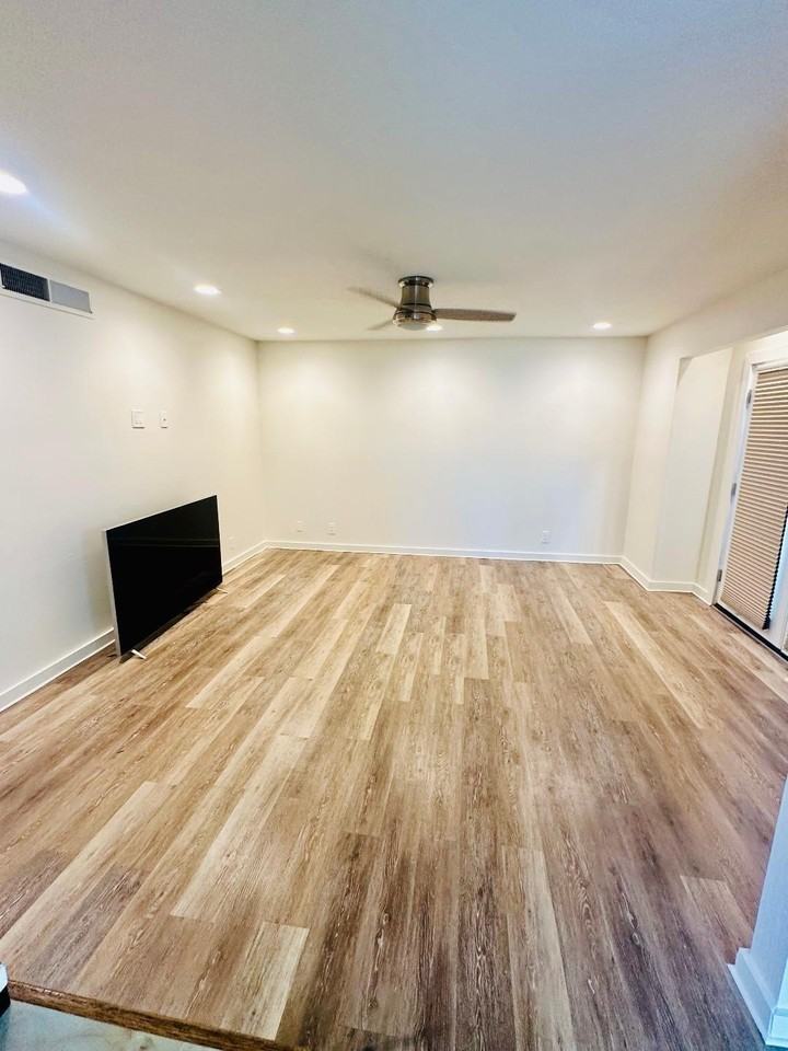 73415 Shadow Mountain Dr #6 - Photo 6 of 10