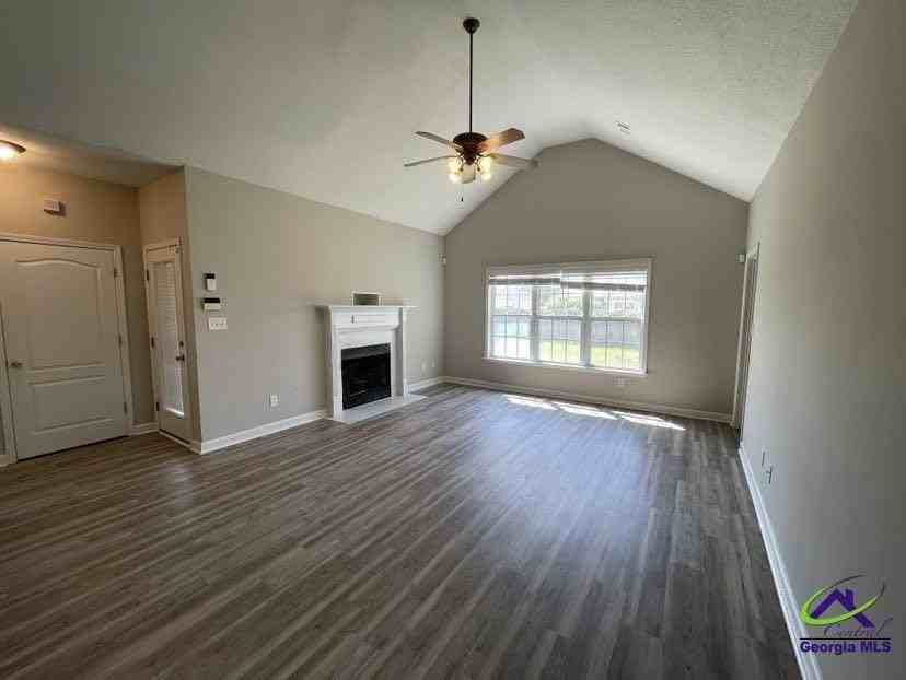 114 Cedarland Dr - Photo 6 of 15