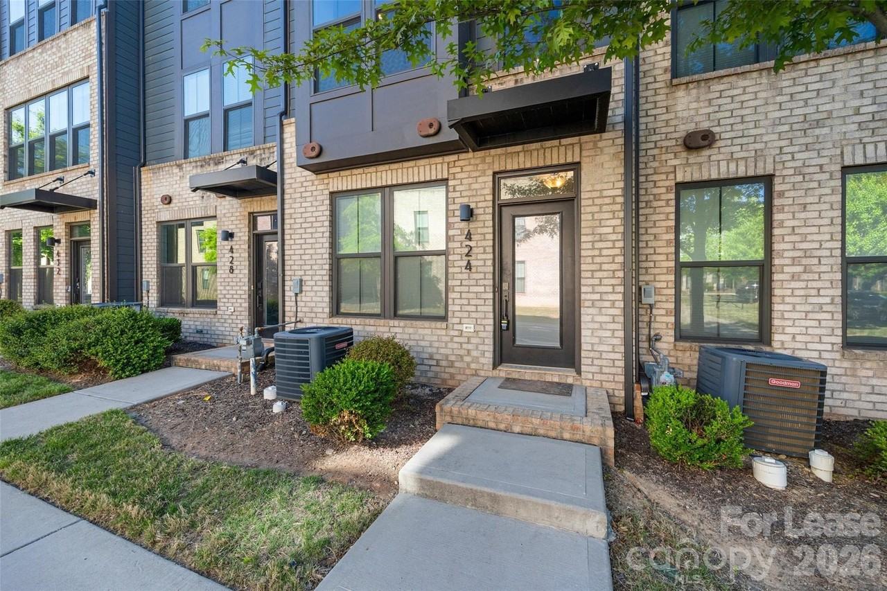 424 Music Hall Way - Photo 2 of 35