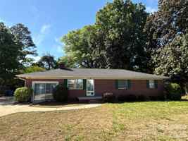 featured image of 104 Stowe Rd