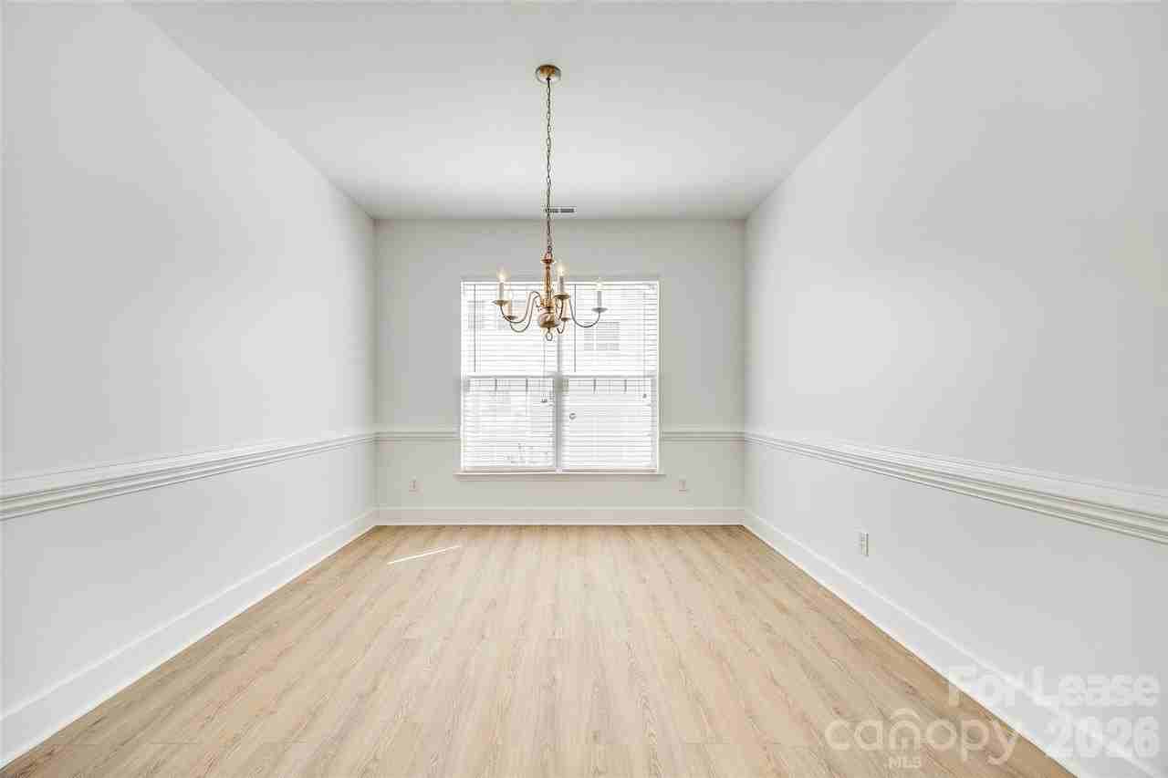 3725 Planters Watch Dr - Photo 7 of 48