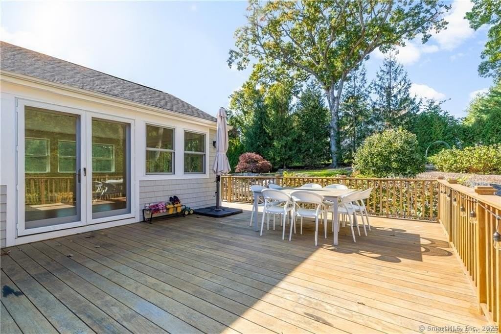 7 Nappa Dr - Photo 2 of 28