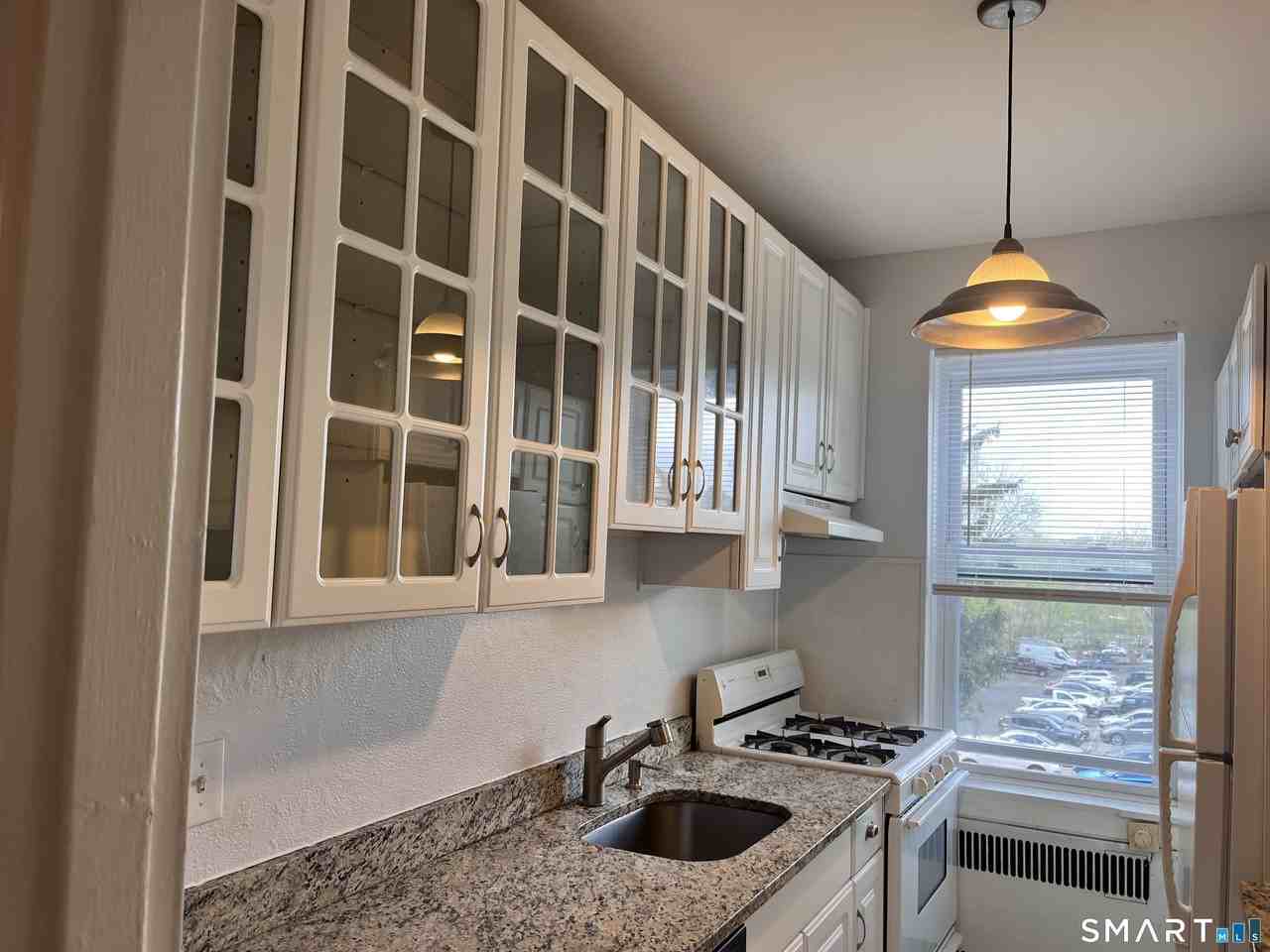 70 Strawberry Hill Ave #5-1D - Photo 6 of 15