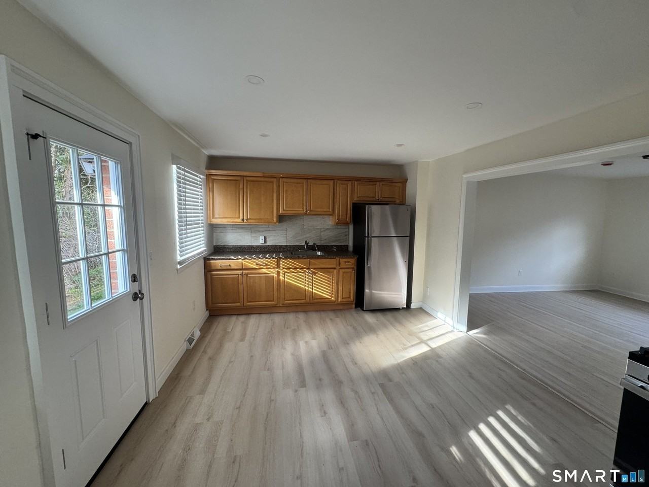 75 Saltonstall Pkwy #3C - Photo 4 of 13