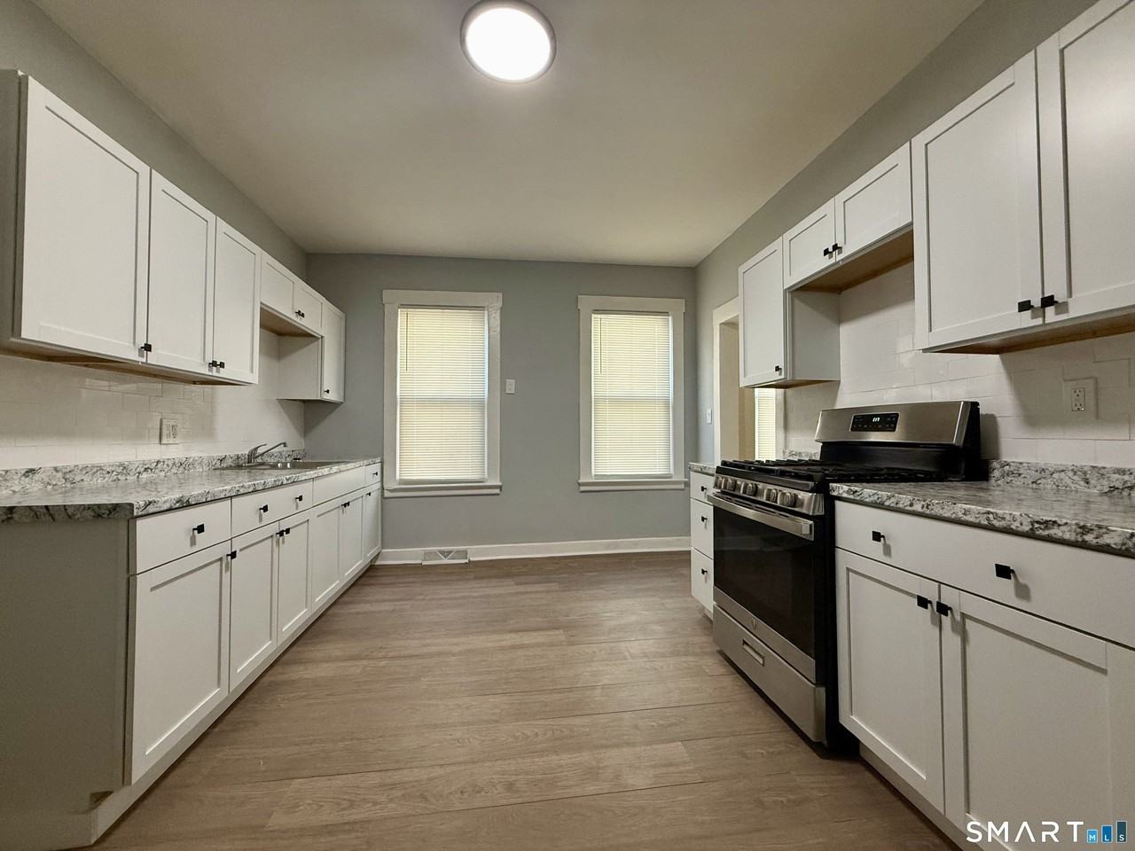 51 Gilbert St #1stFL - Photo 2 of 8