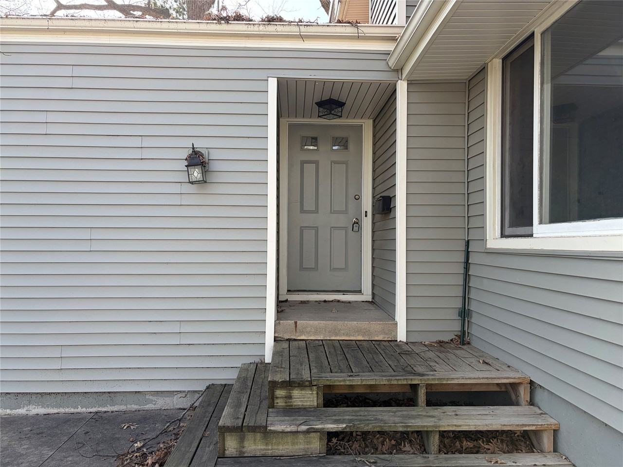 3705 Urbandale Ave - Photo 2 of 19