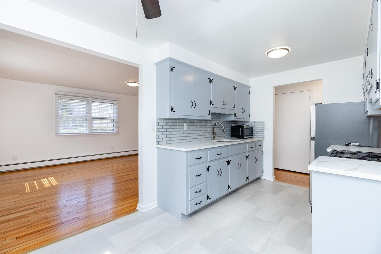 56 Church St - Photo 4 of 16