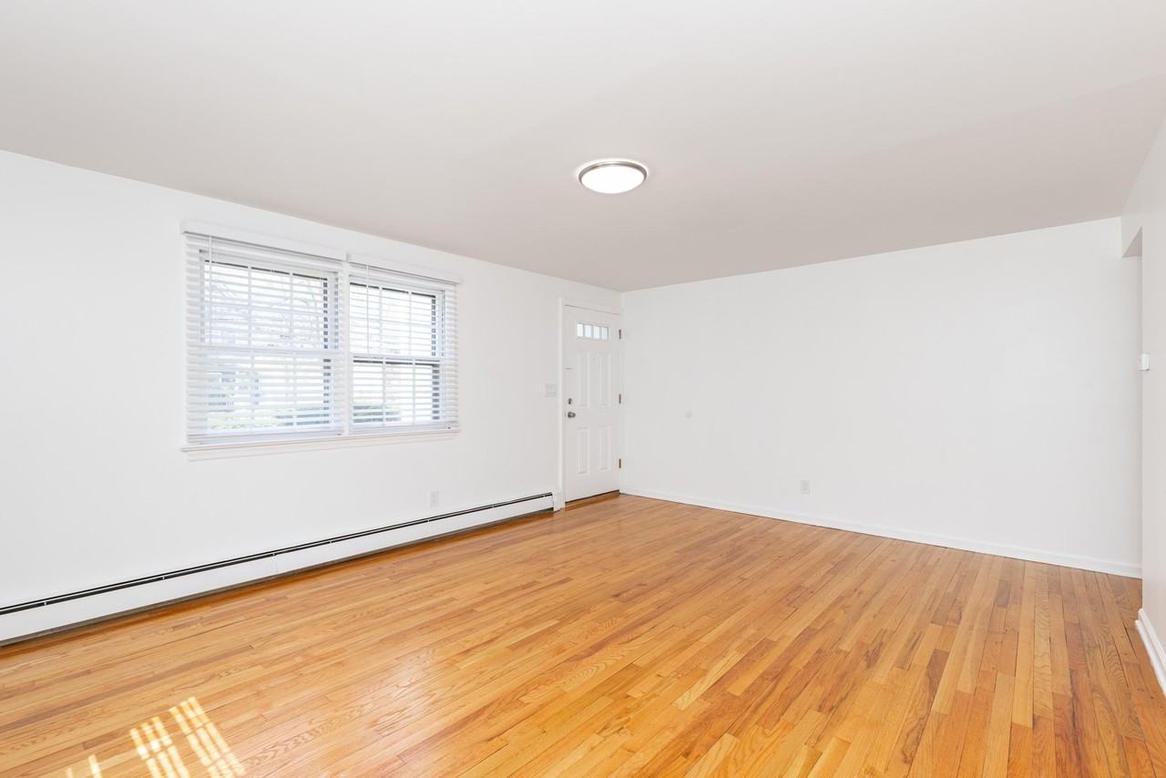 56 Church St - Photo 7 of 16