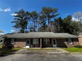 featured image of 2411 Oak St #B