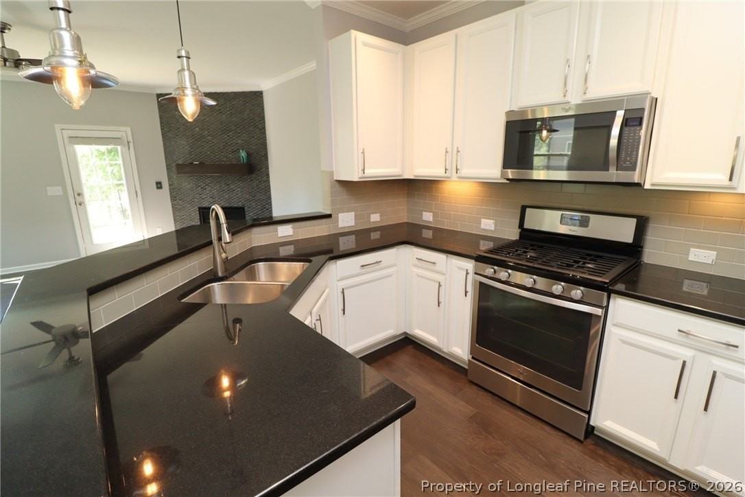 689 Wickham Ridge Rd - Photo 6 of 37