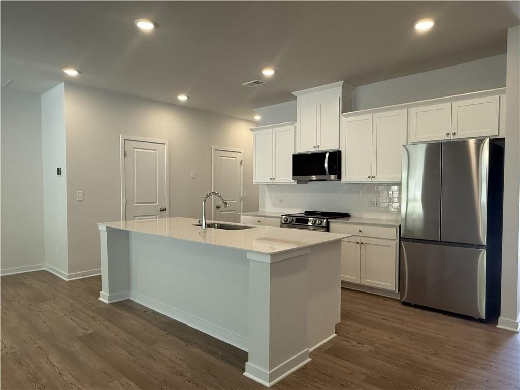 7349 Mulberry Trace Ln - Photo 2 of 32