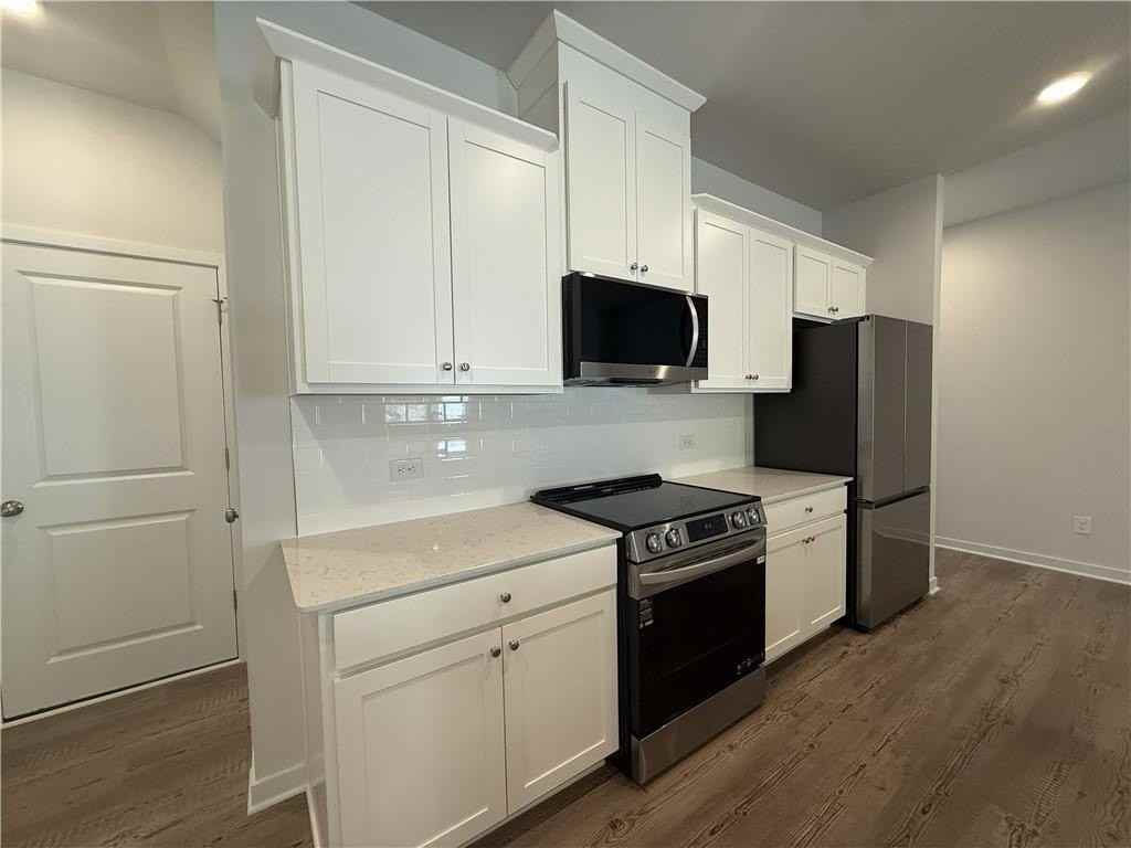 7349 Mulberry Trace Ln - Photo 6 of 32