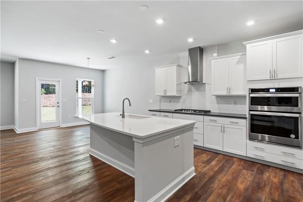 425 Greyfield Dr - Photo 6 of 22