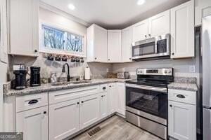 2501 Fairway Oaks - Photo 5 of 32