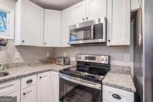 2501 Fairway Oaks - Photo 7 of 32