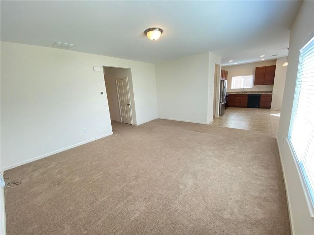 1490 Avalon Creek Rd - Photo 3 of 13