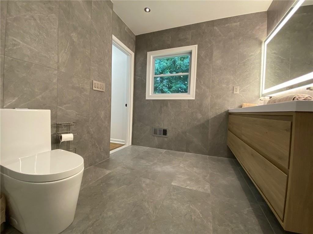 5810 Brookgreen Rd - Photo 4 of 26