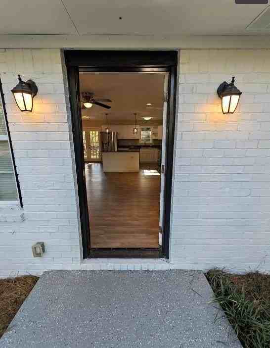 537 Eastside Dr - Photo 4 of 21