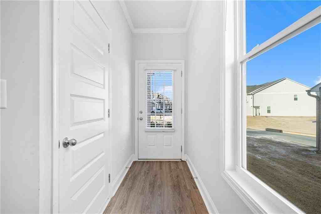 3831 Brookburn Park - Photo 2 of 35