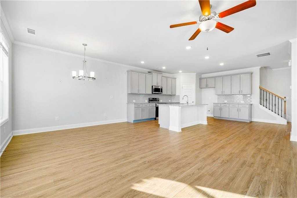 3831 Brookburn Park - Photo 5 of 35