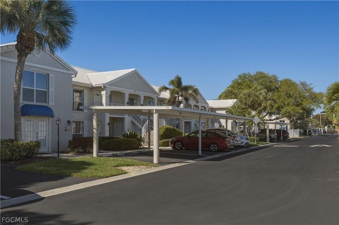 876 Gulf Pavilion Dr #202 - Photo 2 of 32