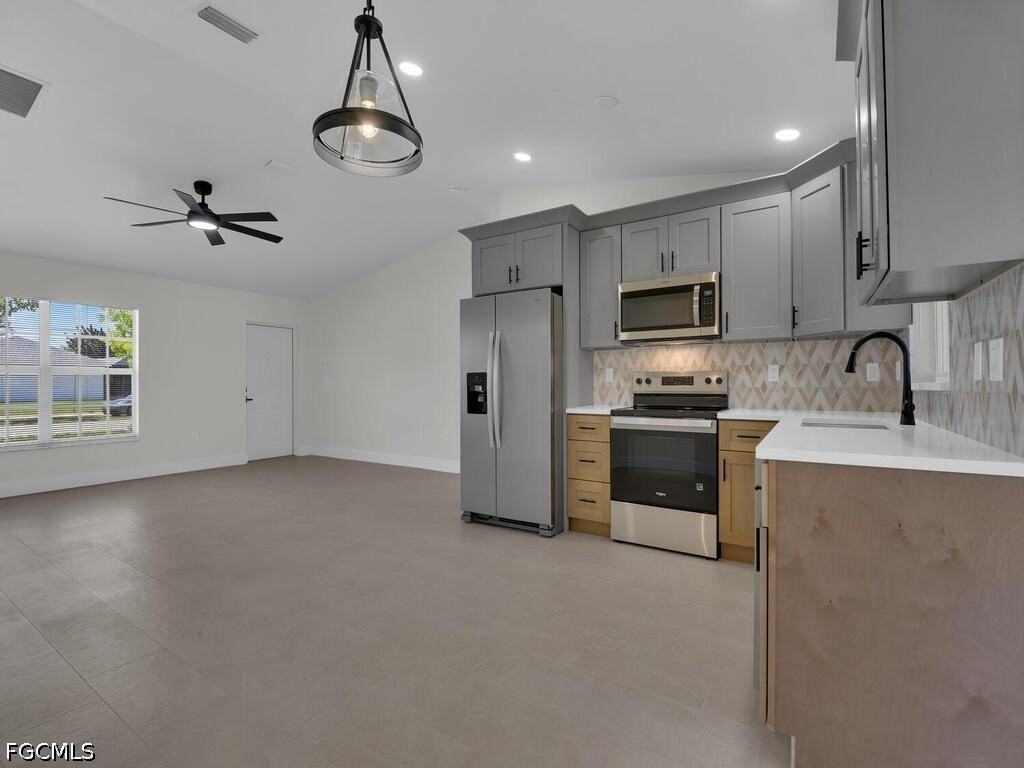 2509 Academy Blvd - Photo 7 of 30