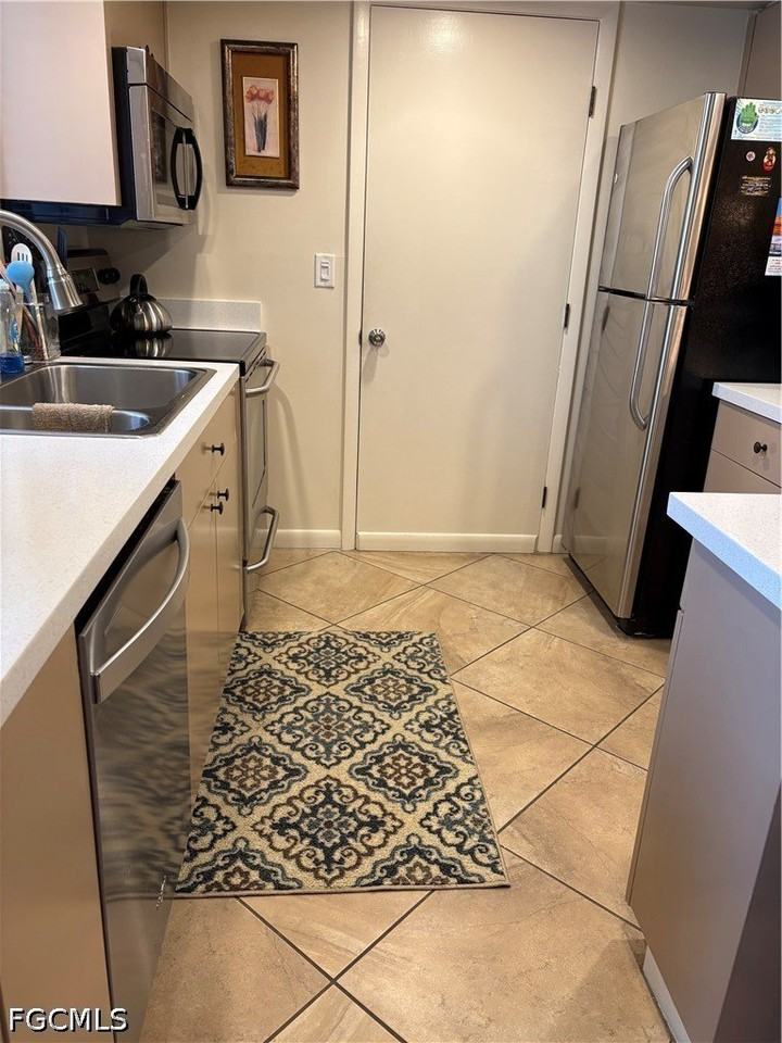 5828 Littlestone Ct - Photo 6 of 21