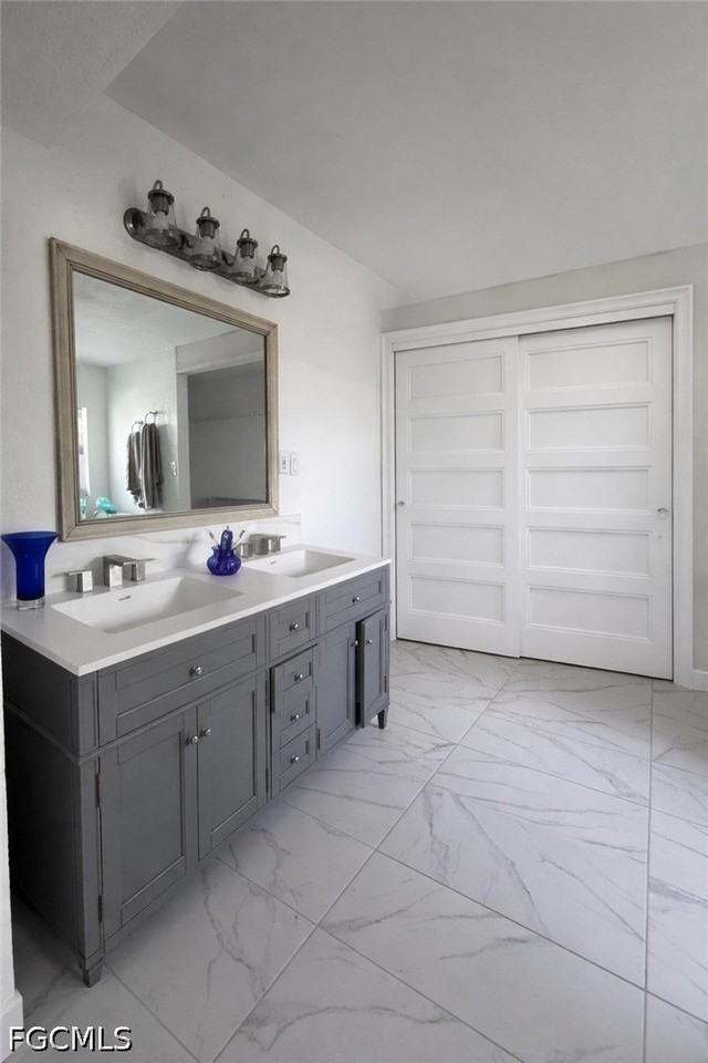 21484 Edgewater Dr - Photo 7 of 15