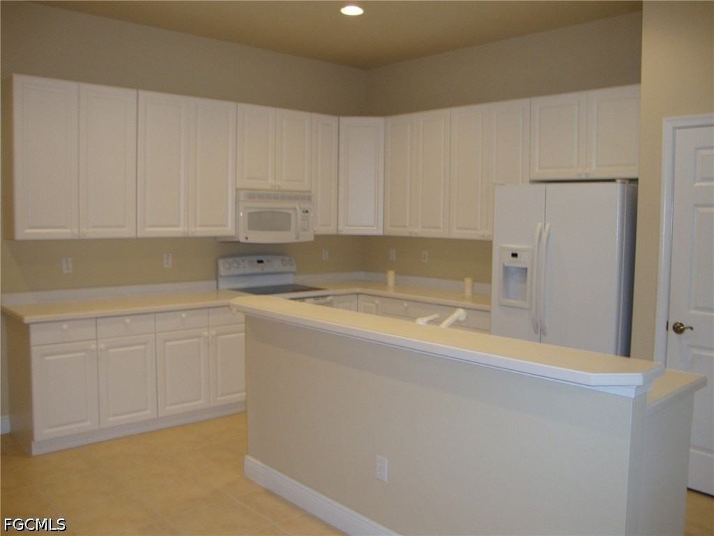 13942 Bently Cir - Photo 4 of 10