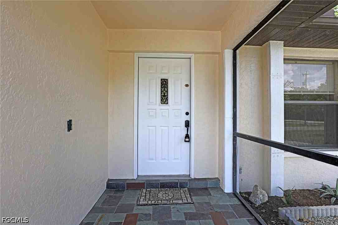 1398 Evalena Ln - Photo 3 of 19