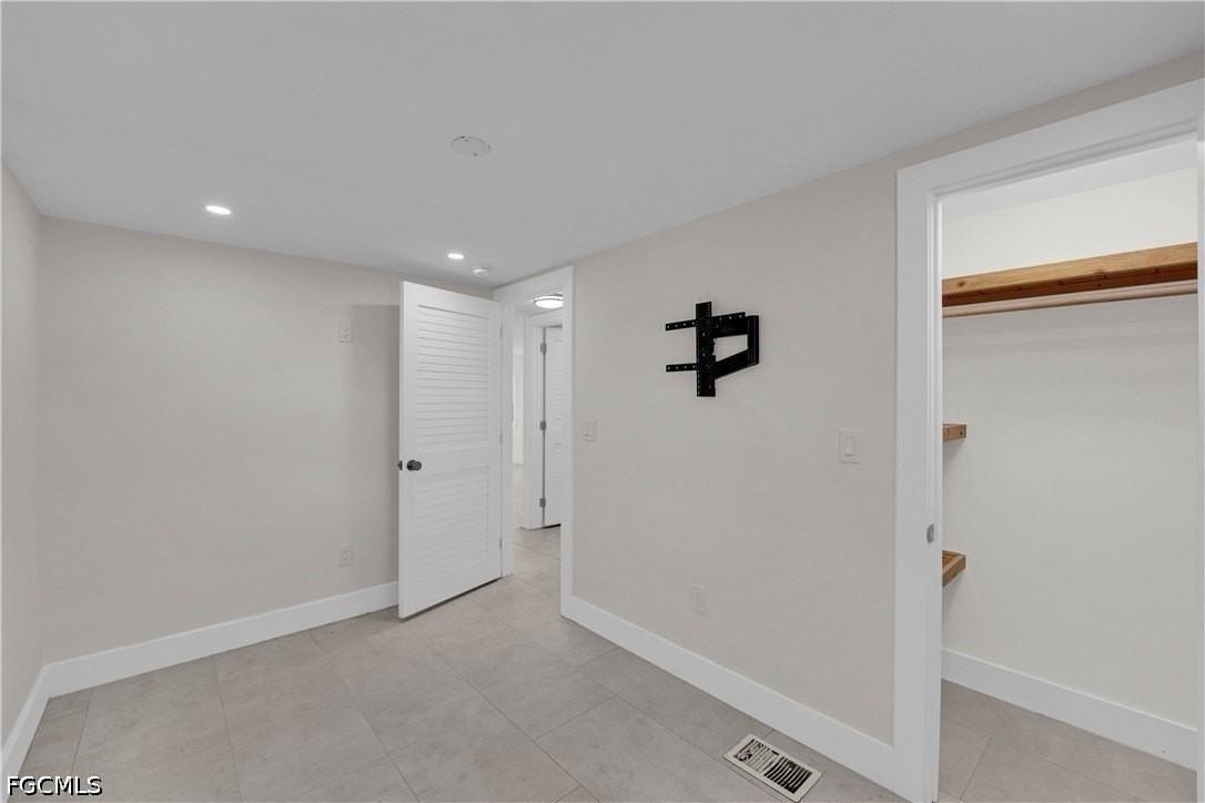 2880 8th Ave - Photo 6 of 28