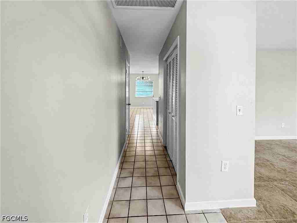 206 Se 46th Ter - Photo 5 of 47