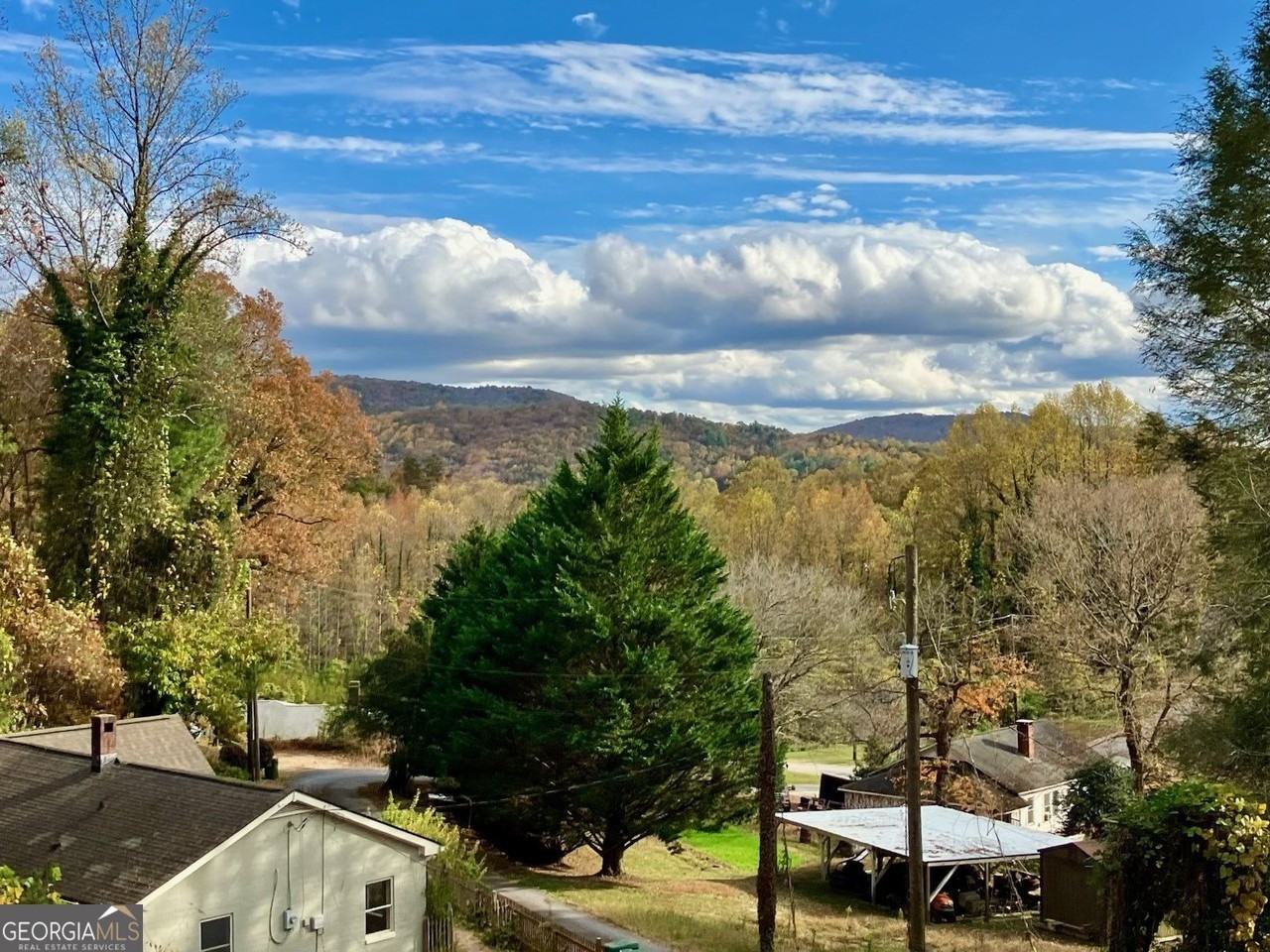 85 Dixieland Ln - Photo 2 of 25