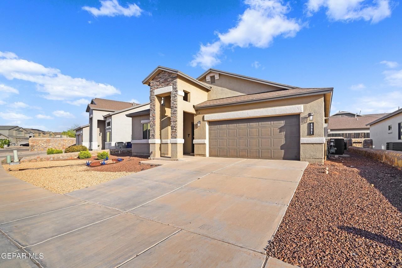 6981 Black Mesquite Dr - Photo 2 of 32