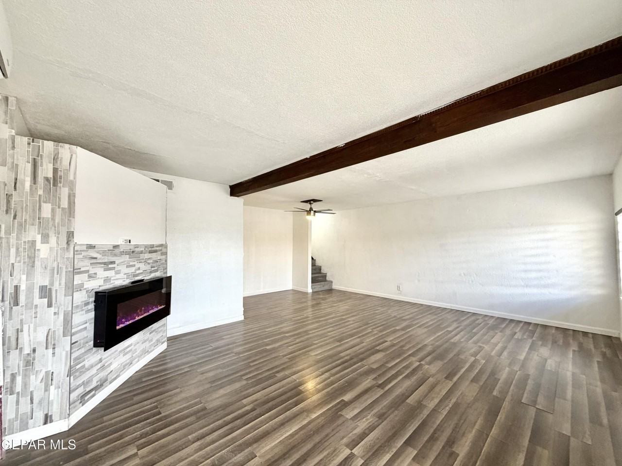 352 Liana Ct - Photo 3 of 28