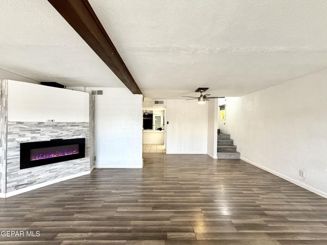 352 Liana Ct - Photo 4 of 28