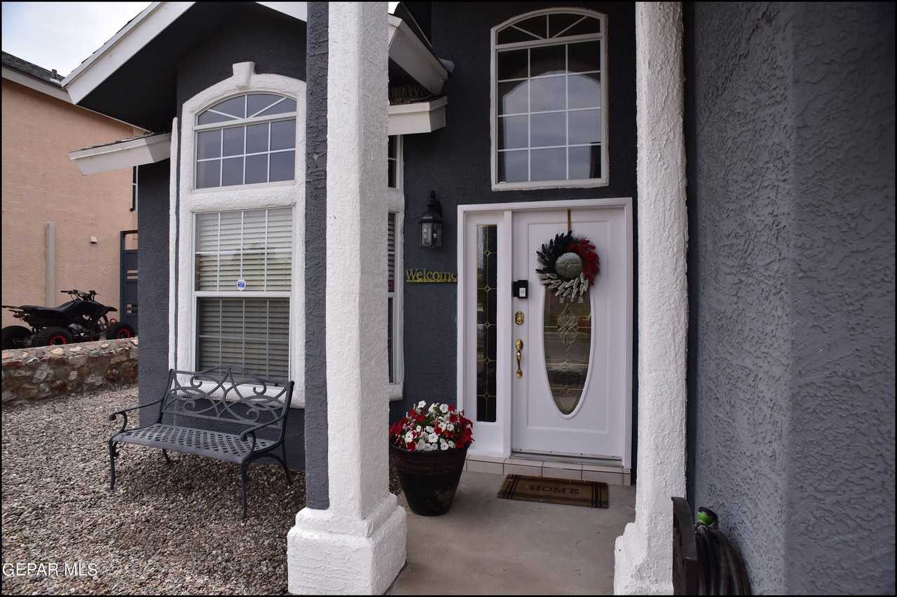 1316 Black Ridge Dr - Photo 2 of 48