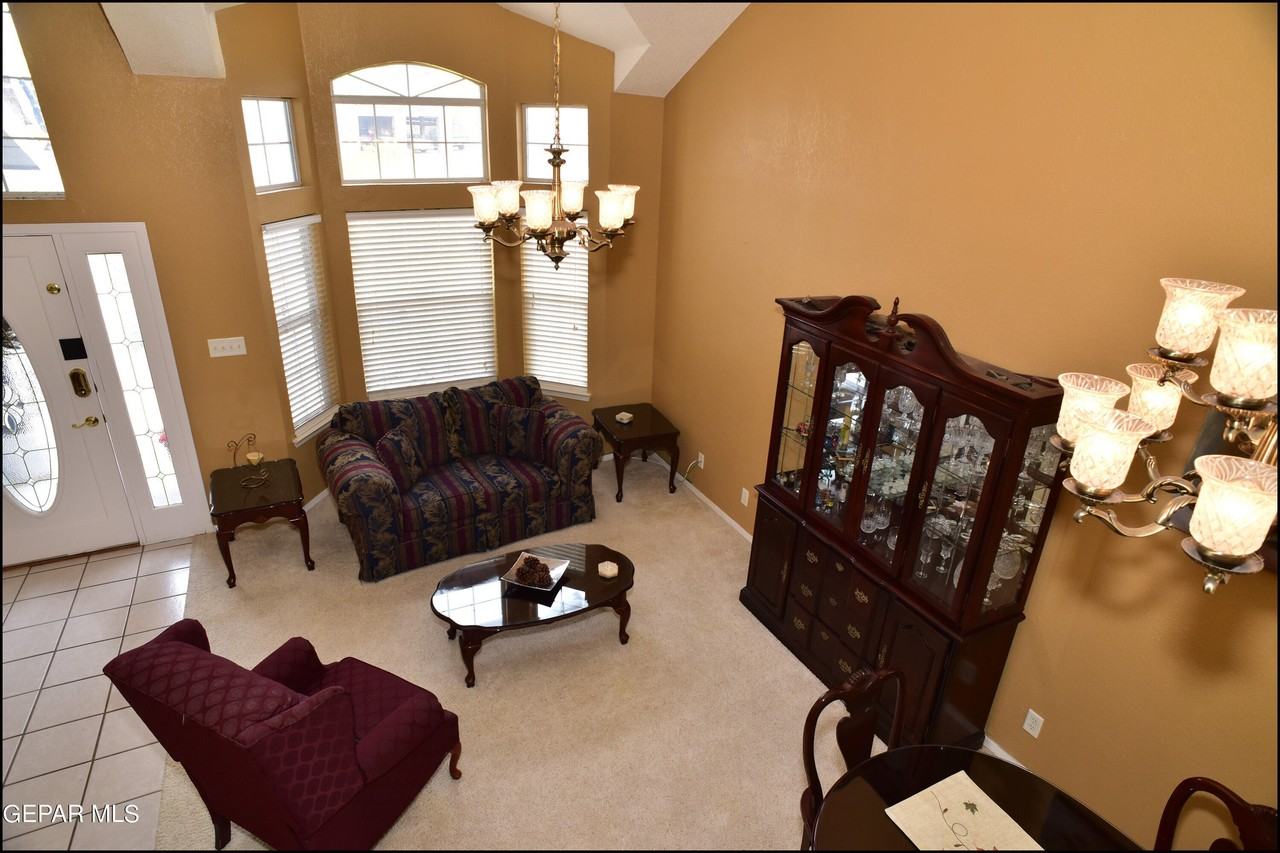 1316 Black Ridge Dr - Photo 7 of 48