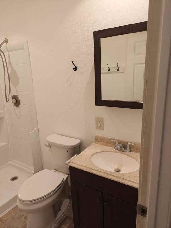 1010 Cushman St CUSHMAN STREET - Photo 6 of 7