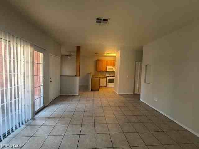 4730 E Craig Rd #1103 - Photo 3 of 18