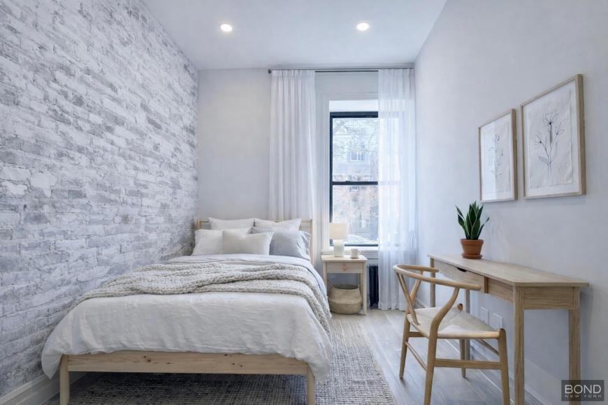 1031 Lorimer St - Photo 4 of 9