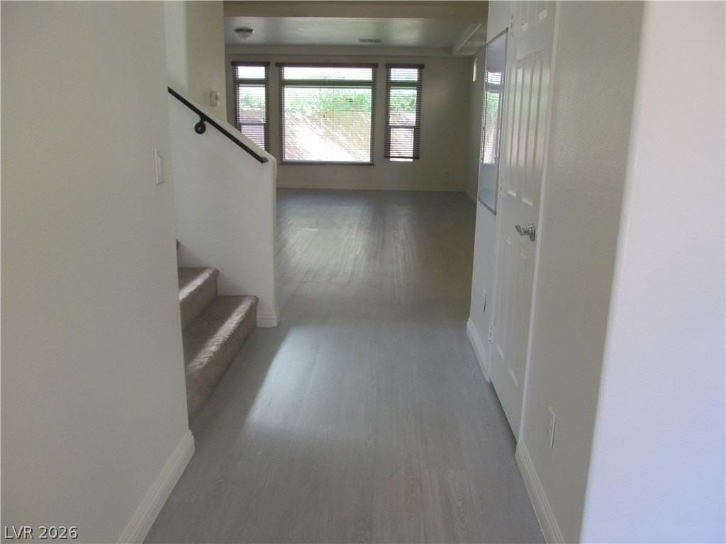 5930 Crown Palms Ave - Photo 3 of 25