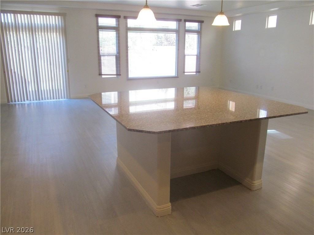 5930 Crown Palms Ave - Photo 5 of 25