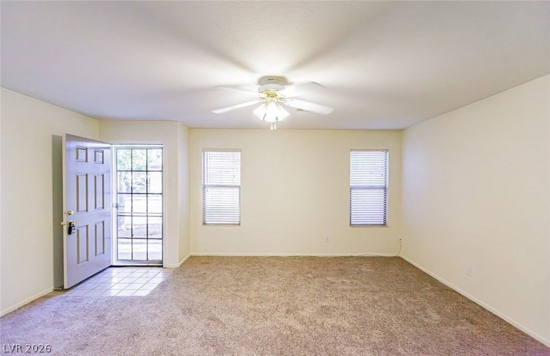 10993 Zampino St - Photo 7 of 33